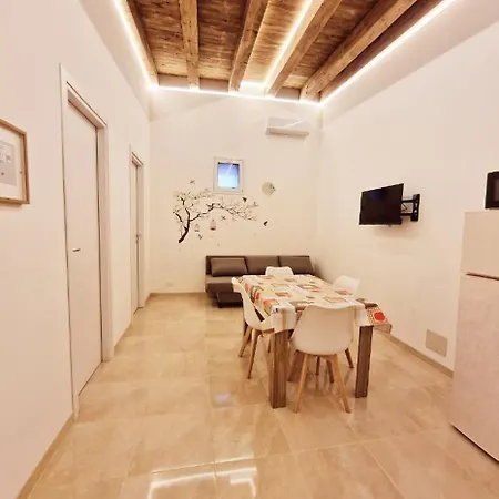 Apartment Porta Garibaldi *