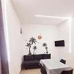 Porta Garibaldi * كاتانيا