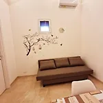 شقة Porta Garibaldi